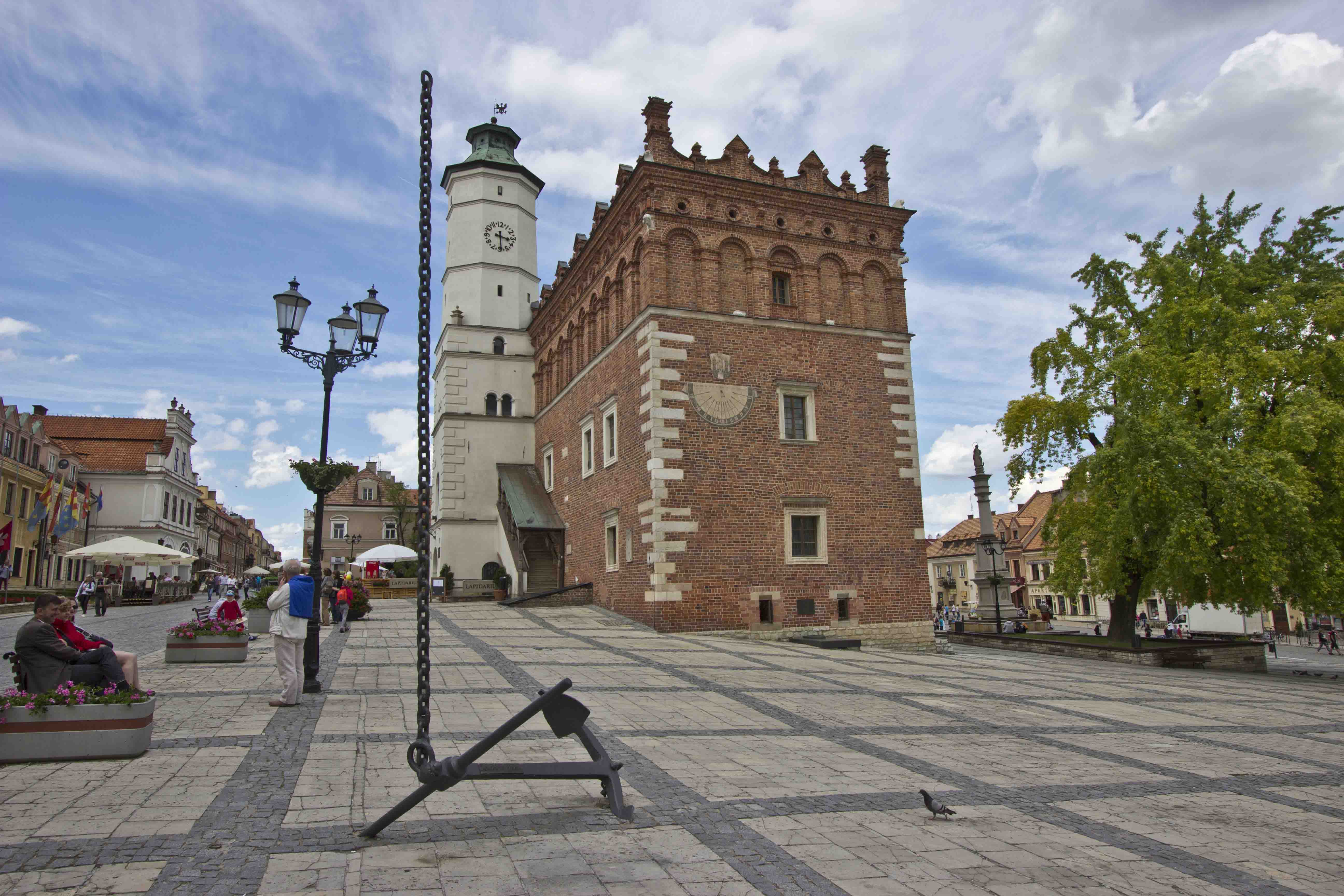 sandomierz-and-the-optimist-s-stone