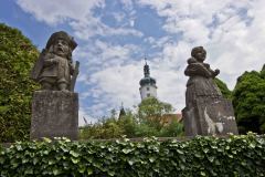 Nowe Miasto nad Metują