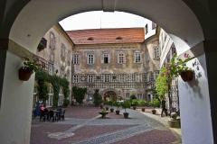 Nowe Miasto nad Metują