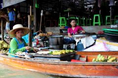 Tajlandia - pływający market